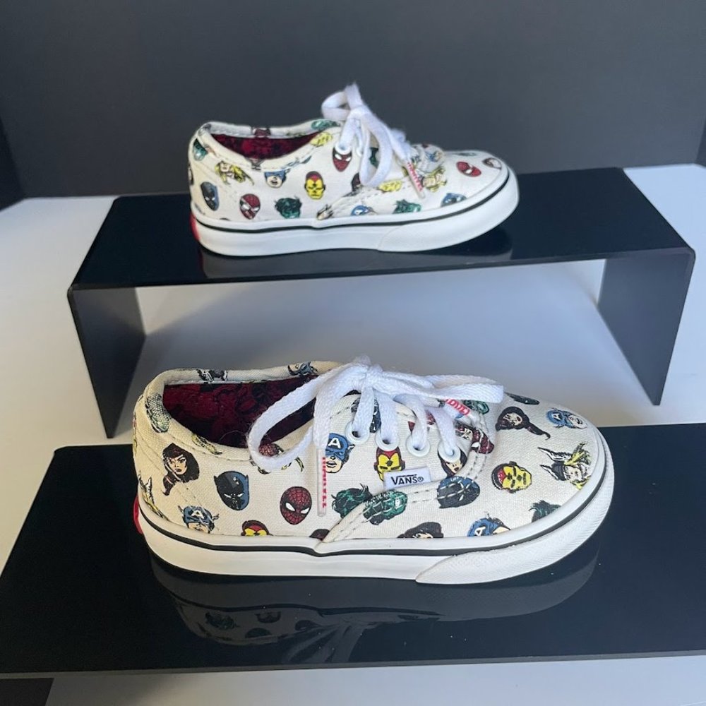 Limited Edition Kid's Vans x Marvel Avengers Unisex Sneakers in White Multicolor